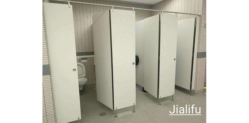 compact-laminate-toilet-cubicles.jpg