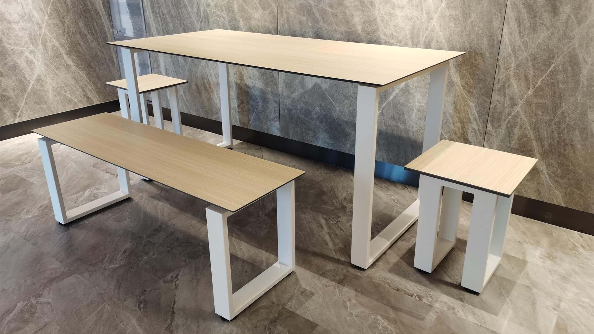 compact laminate Table