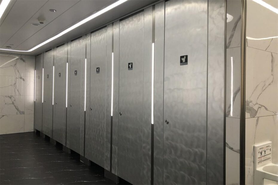bathroom partition prices